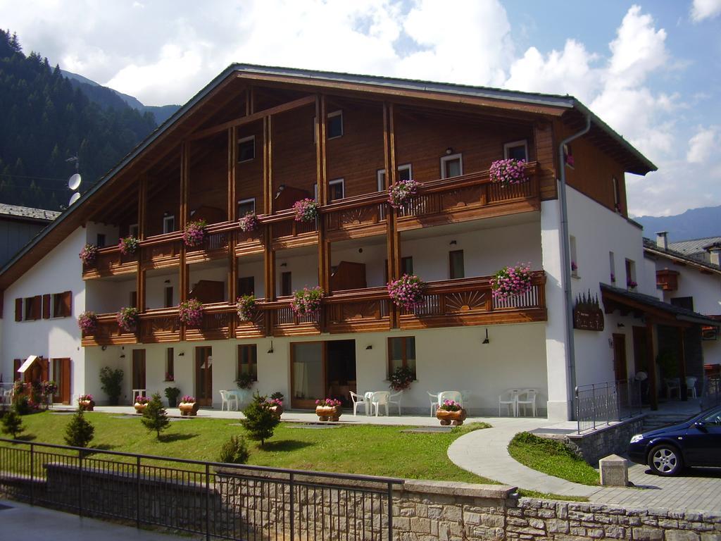 Baita Dei Pini Campodolcino Exterior photo
